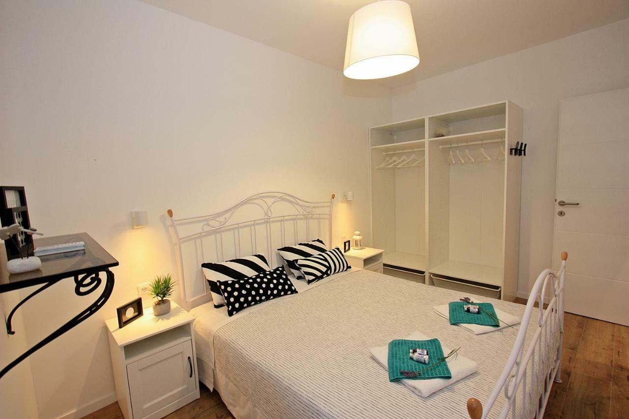 Apartman Michelangelo In The Centar Of 수페타르 외부 사진