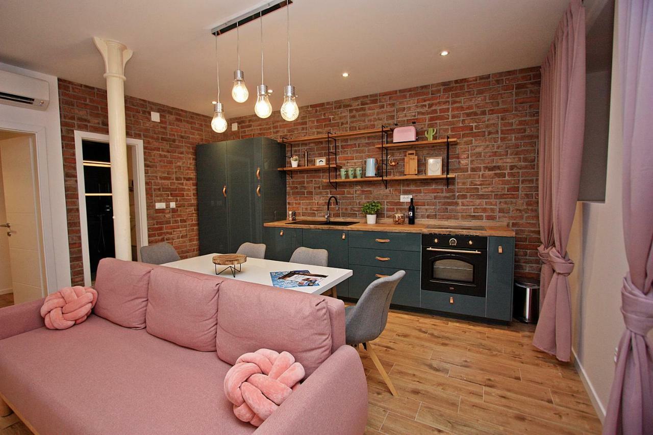 Apartman Michelangelo In The Centar Of 수페타르 외부 사진